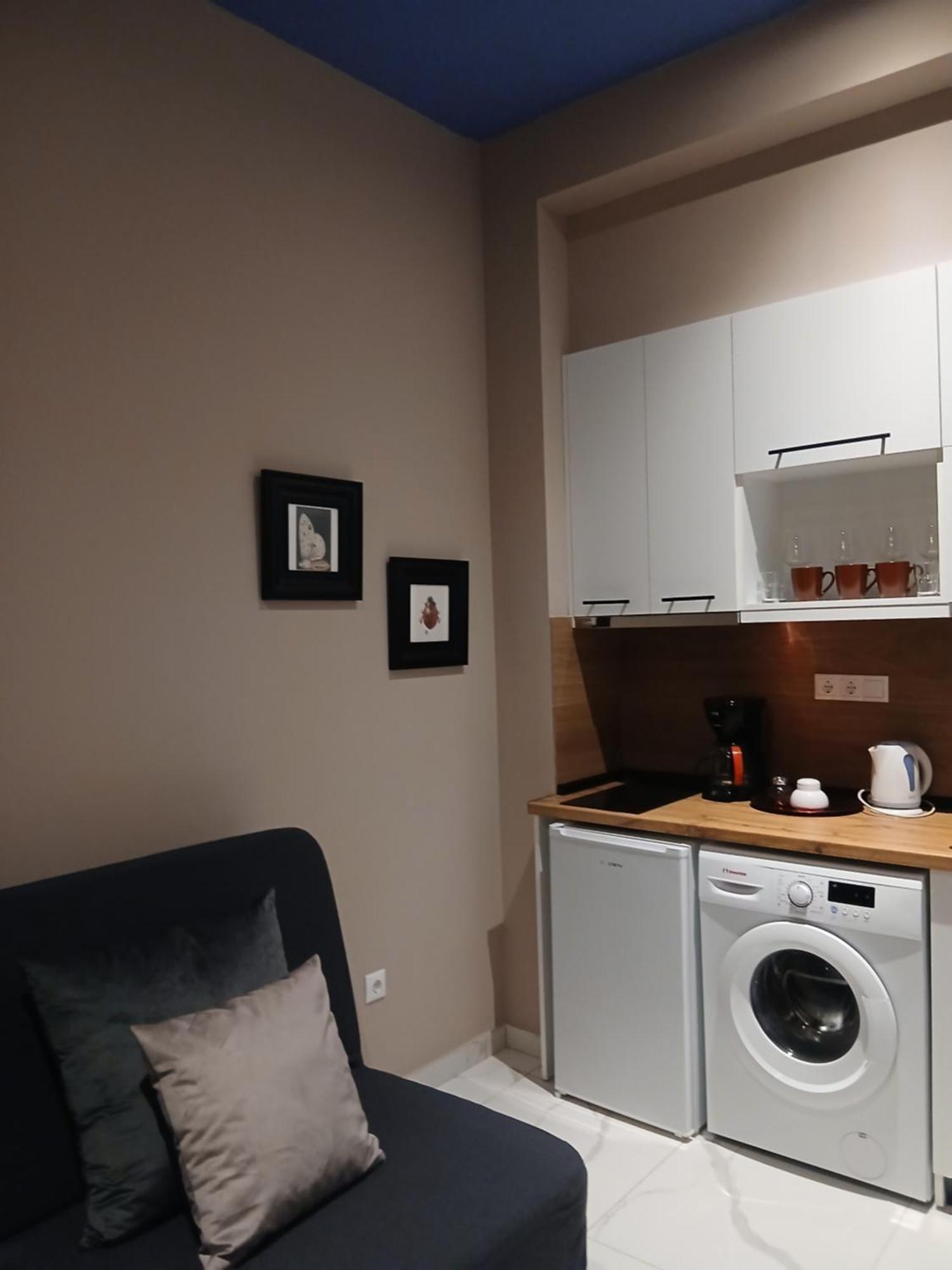 Black Onyx Comfort Suites 塞萨洛尼基 外观 照片