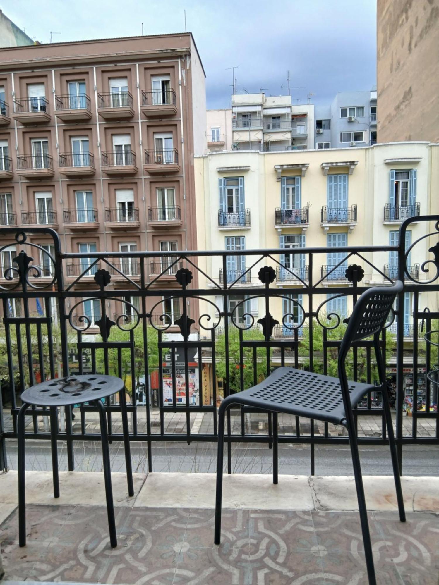 Black Onyx Comfort Suites 塞萨洛尼基 外观 照片